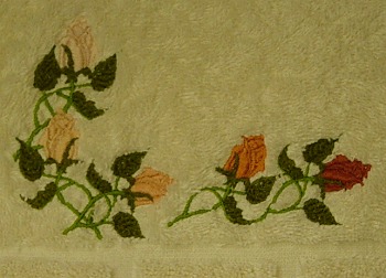 Image of rosebordertowel.jpg
